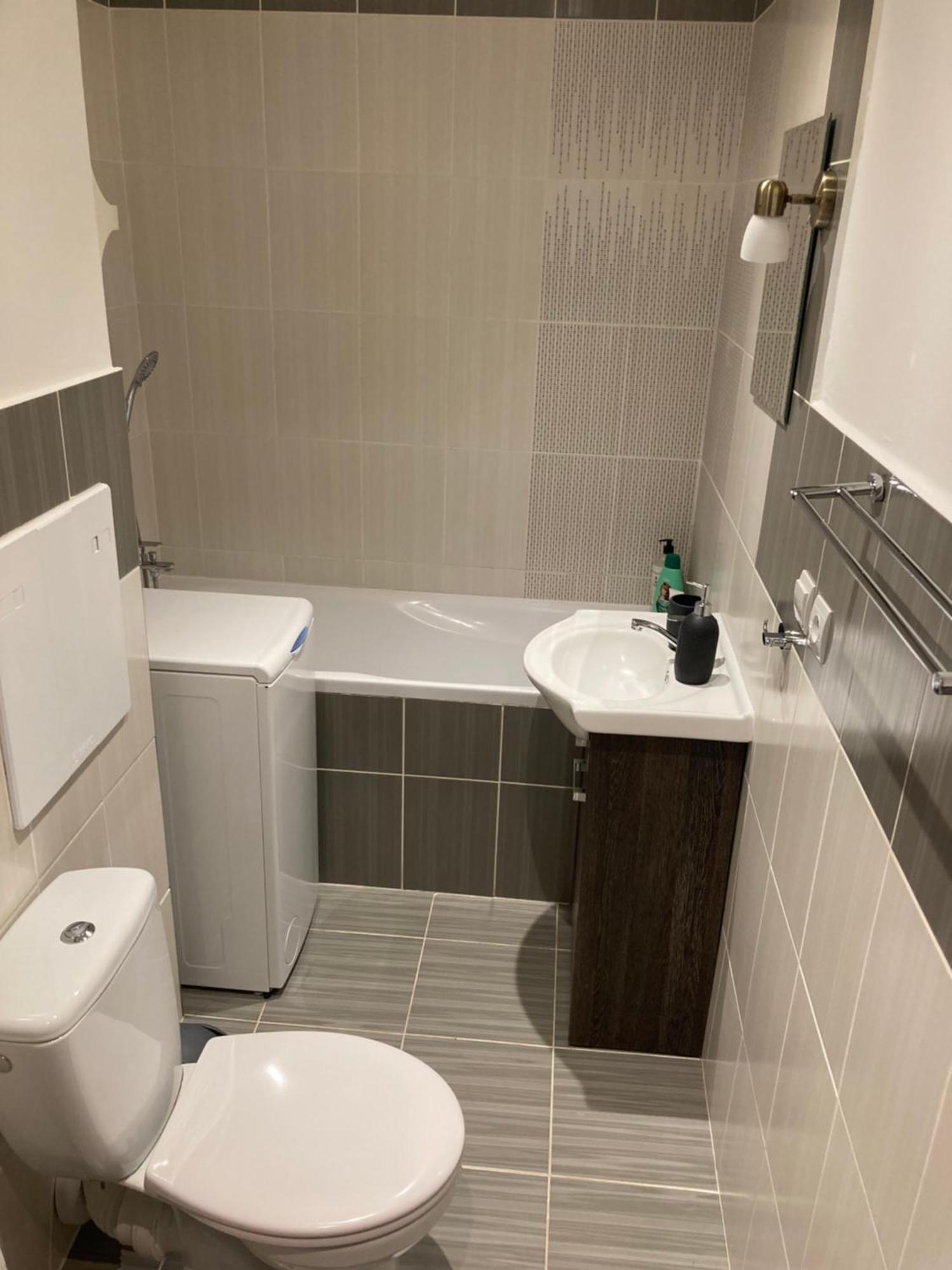 Apartman Nedaleko Centra Mesta Michalovce Eksteriør billede